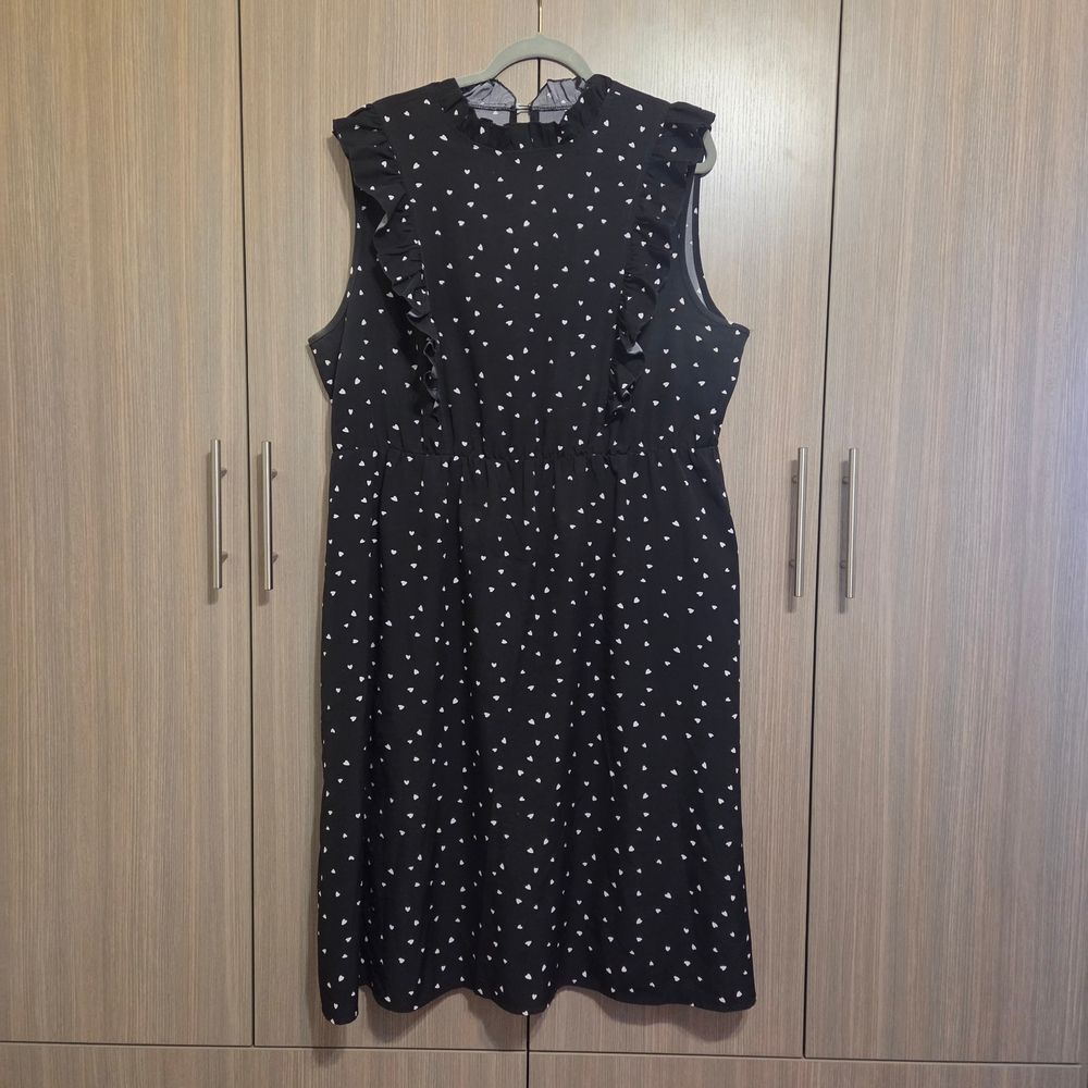Black Polka Dot Sleeveless Dress
